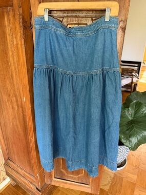 Boden Denim Tiered Midi Skirt - Blue